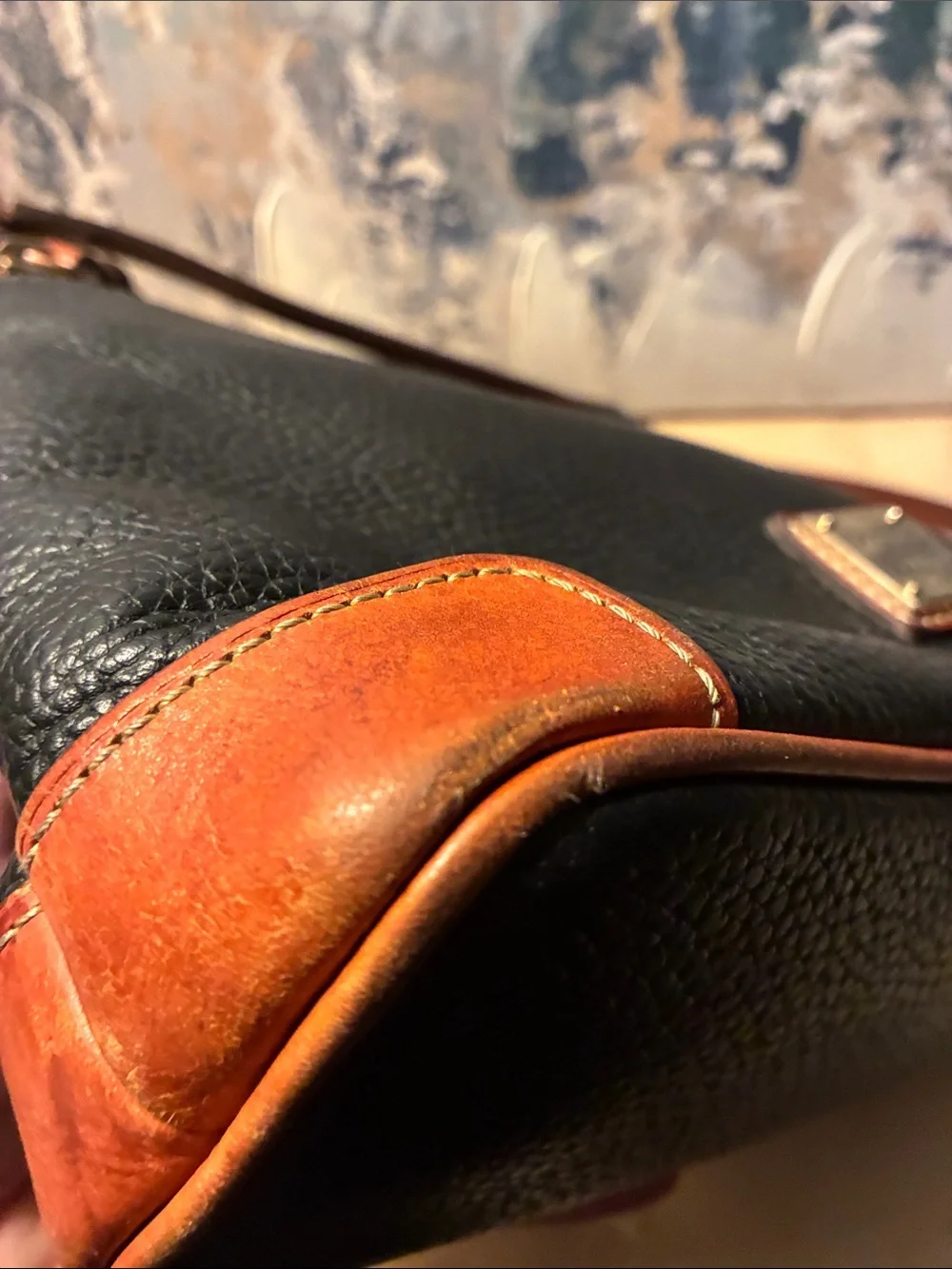 Dooney & Bourke authentic dooney